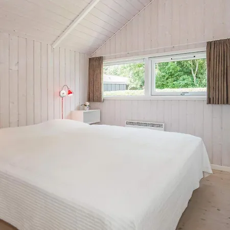 Three-bedroom In Bjert 2 * Sønder Bjert