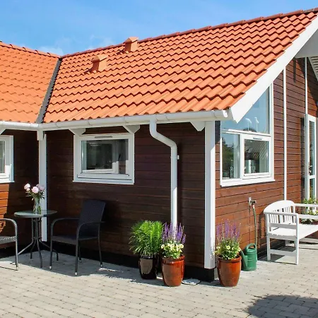 Σπίτι διακοπών Three-bedroom In Bjert 2
